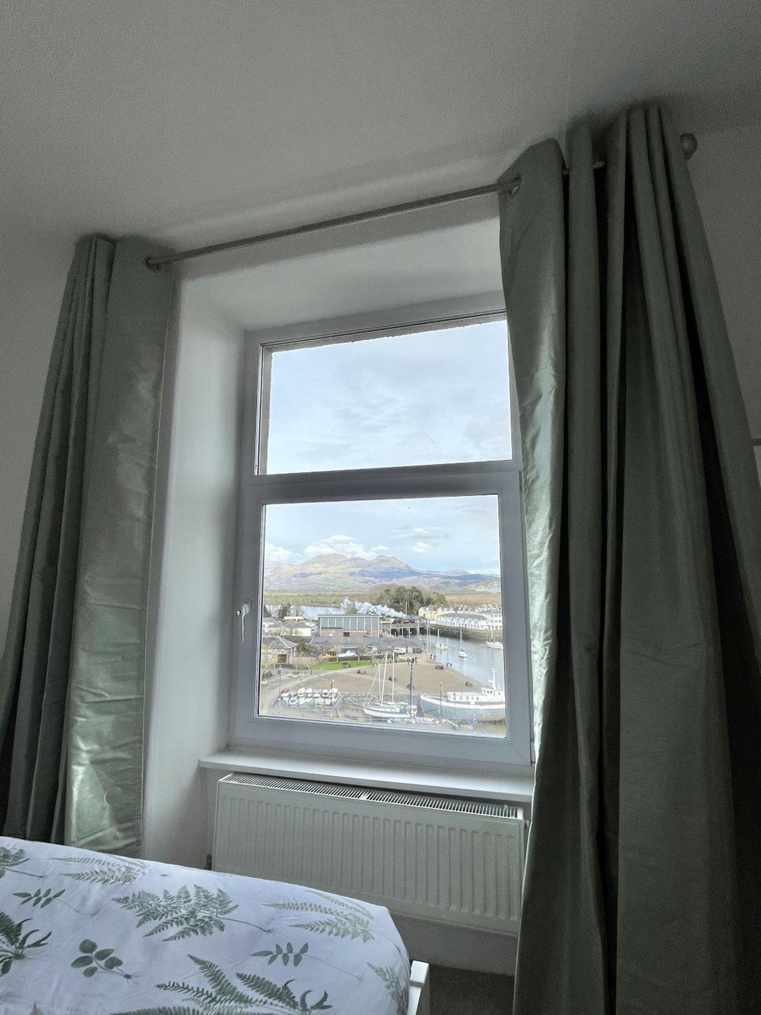 Harbour & Mountain Views, Porthmadog House, Sleeps 9, 4 Bedrooms, Two And Half Bathrooms Exteriér fotografie